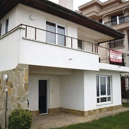 Two-bedroom Holiday In Ravda